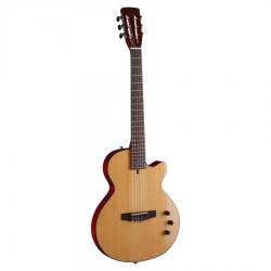 Электроакустическая гитара, корпус: цельный из красного дерева с полостями , верх - ель, мензура: 650 мм (25.6
