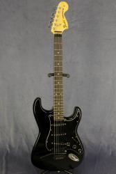 Электрогитара подержанная FENDER Japan Stratocaster ST72-55 1985