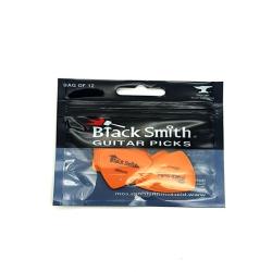 Упаковка медиаторов, delrin, 0.6 мм, 12 шт BLACKSMITH Triangle Picks TAP006OE-L Light 0.6mm Orange