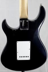 Электрогитара подержанная YAMAHA EG-112 2003