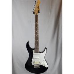 Электрогитара подержанная YAMAHA EG-112 2003