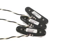 True Vintage Stratocaster Комплект магнитных звукоснимателей, белый BAGDASAR BGP401SW