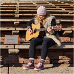 Комбоусилитель для акустической гитары AROMA AG-26A