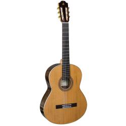 Электроакустическая классическая гитара, цвет натуральный ADMIRA A8-EF