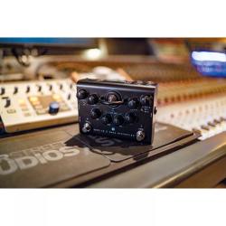 Ламповая педаль дисторшн, два канала, USB, XLR DI BLACKSTAR Dept.10 Dual Distortion