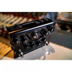 Ламповая педаль дисторшн, два канала, USB, XLR DI BLACKSTAR Dept.10 Dual Distortion