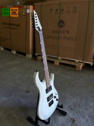 Электрогитара, чехол в комплекте BULLFIGHTER D-180 With bag, White