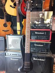 Компактная электрогитара для путешествий SHAMRAY Рыбка Тынку N025187