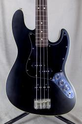 Бас-гитара подержанная FENDER Aerodyne Jazz Bass Japan 2004