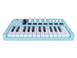 MIDI клавиатура 25 клавиш, 8 энкодеров, 8 RGB пэдов, 8 фейдеров, дисплей, сенсорные регуляторы Pitch/Modulation, MIDI-выход, 1/4