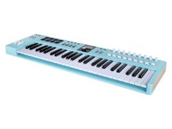 MIDI клавиатура 49 клавиш, LCD дисплей, 9 энкодеров, 8 пэдов, 9 фейдеров, 12 кнопок управления, колеса высоты тона и модуляции, 1/4