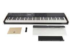 MIDI клавиатура 88 клавиш, полновзвешенная с velocity&aftertouch, молоточковая механика Fatar ARTURIA KeyLAB 88 MK3 Black