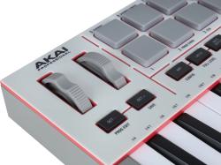 Миди-клавиатура MPK Mini IV White AKAI MPKMINI4W