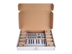 Миди-клавиатура MPK Mini IV White AKAI MPKMINI4W