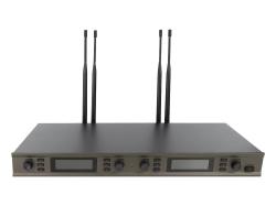 Микрофонная радиосистема UHF 650 - 758 MHz, цифровая модуляция, LCD дисплей, DSP, ручной микрофон - 4 шт. AXELVOX DX800FC