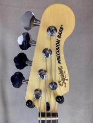 Бас-гитара подержанная SQUIER by FENDER Precision Bass 2017