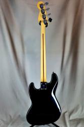 Бас-гитара подержанная FENDER Player Jazz Bass PF 2019
