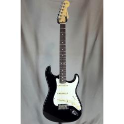 Электрогитара подержанная FENDER American Standard Stratocaster 2013