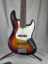 Бас-гитара 5-струнная, подержанная BACCHUS Universe Series 5 String Jazz Bass