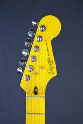 Электрогитара Stratocaster, подержанная SQUIER by FENDER Stratocaster CGS1032309