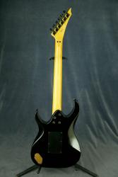 Электрогитара, производство Япония, 1991 год FENDER Heartfield Talon V J10648