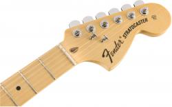 Электрогитара, HSS Stratocaster, цвет красный FENDER AM SPEC STRAT HSS MN FRD