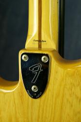 серийный номер O007212 FENDER Stratocaster ST-71 Ash Japan O007212