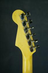 Электрогитара, реплика Strat, изготовлена в 1977 году GUYATONE Custom Stratocaster