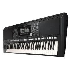 Синтезатор с автоаккомпанементом, 61 клавиша, 128 полифония, 523 стили YAMAHA PSR-S975