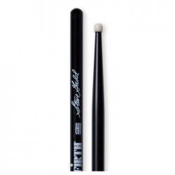 Барабанные палки, орех, нейлоновый наконечник VIC FIRTH SSGN Steve Gadd Nylon