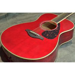Акустическая гитара, цвет Ruby Red YAMAHA FS820RR