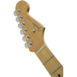 Электрогитара, цвет небесно-голубой металлик FENDER American Elite Stratocaster Maple Fingerboard Sky Burst Metallic