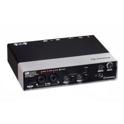 Аудиоинтерфейс USB, 4 in/ 2 out, 24бит/ 192кГц, 2 x mic D-PRE +48, Cubase AI STEINBERG UR242