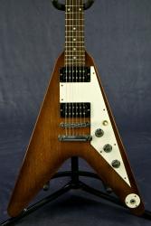 Электрогитара, изготовлена в 1998 году GIBSON Flying V 93088727