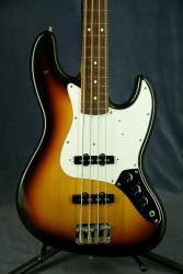 Бас-гитара, год выпуска 1993 FENDER Jazz Bass Q025530