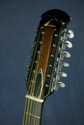 12-струнная электроакустическая гитара с кейсом OVATION Model 1115