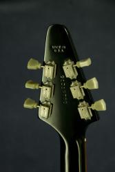 Электрогитара с кейсом, год выпуска 1999 GIBSON Flying V 91319700