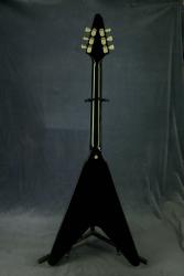 Электрогитара с кейсом, год выпуска 1999 GIBSON Flying V 91319700