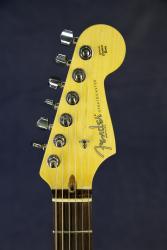 Электрогитара Stratocaster, производство США, подержанная, отличное состояние, с кейсом FENDER  Stratocaster 2008 USA (Z8159277)