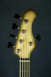 Бас-гитара 5-струнная, производство Япония, подержанная, отличное состояние BACCHUS 5str 129614