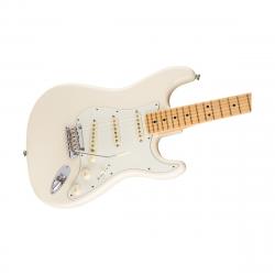 Электрогитара American Pro Stratocaster цвет олимпик уайт кленовая накладка грифа FENDER AM PRO STRAT MN OWT