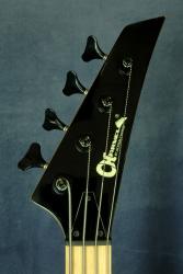 Бас-гитара подерженная CHARVEL Model 1B Japan