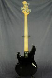 Бас-гитара с кейсом подержанная MUSICMAN Stringray USA 2008 E65260