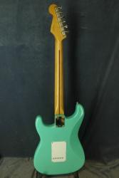 Электрогитара Stratocaster FENDER MX19043947