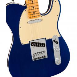 Электрогитара, цвет синий, в комплекте кейс FENDER American Ultra Telecaster Maple Fingerboard Cobra Blue