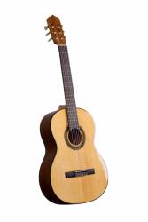 Гитара классическая 4/4. Cочетание правильно подобранных материалов с современными технологиями производства и пристальным контролем качества квалифицированных мастеров. В результате мы получаем действительно качественный инструмент с приятной ценой, отвечающий всем характеристикам традиционной испанской гитары. PRIMA DSCG603