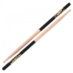 Барабанные палочки с деревянным наконечником ZILDJIAN 7A Wood Black DIP