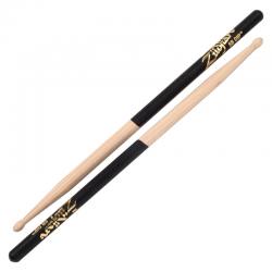 Барабанные палочки с деревянным наконечником ZILDJIAN 5B Wood Black DIP