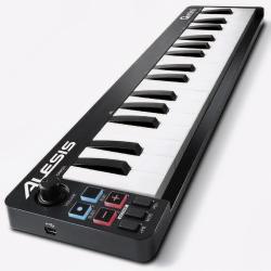 MIDI-клавиатура 32 клавиши, чувствительная к силе нажатия, разъемы USB, MIDI DIN, питание по USB. ALESIS QMINI