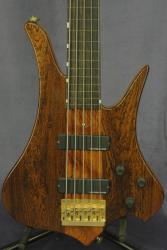 Бас-гитара 5-струнная безладовая ручной работы, 2006 год SHAMRAY P-03 2006